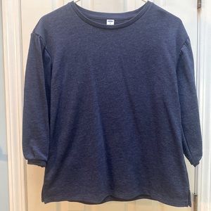 Old Navy blue knit top